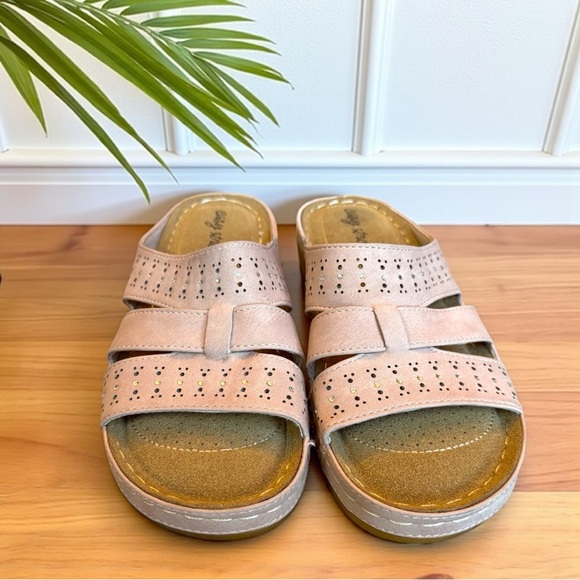 EASY STREET Blush Pink Slip-On Wedge Sandals with Rhinestone Detail - Size 7M - Picture 2 of 10